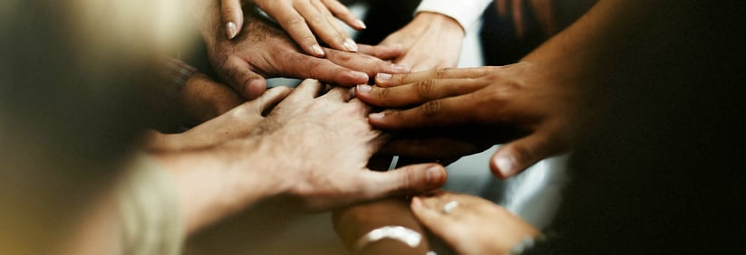 all hands in